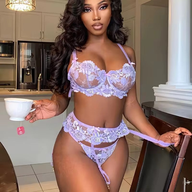 Lilac Hot Garter Set