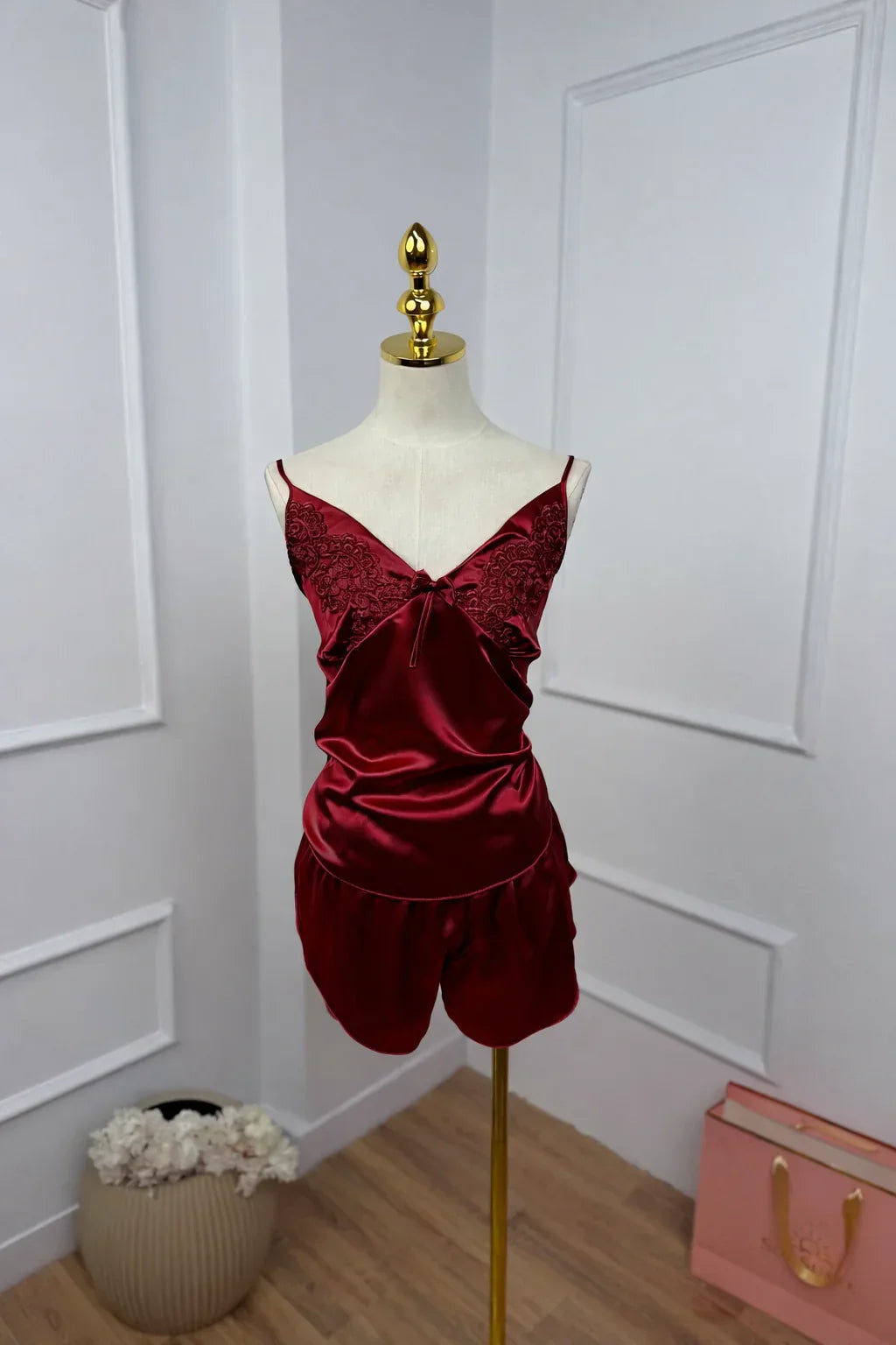 A shiny robe and shirt set ♥️
